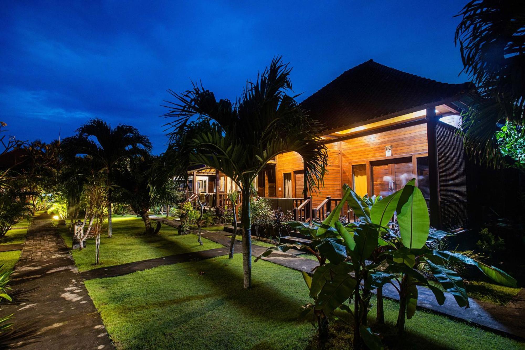 The Cozy Villas Lembongan Exterior photo
