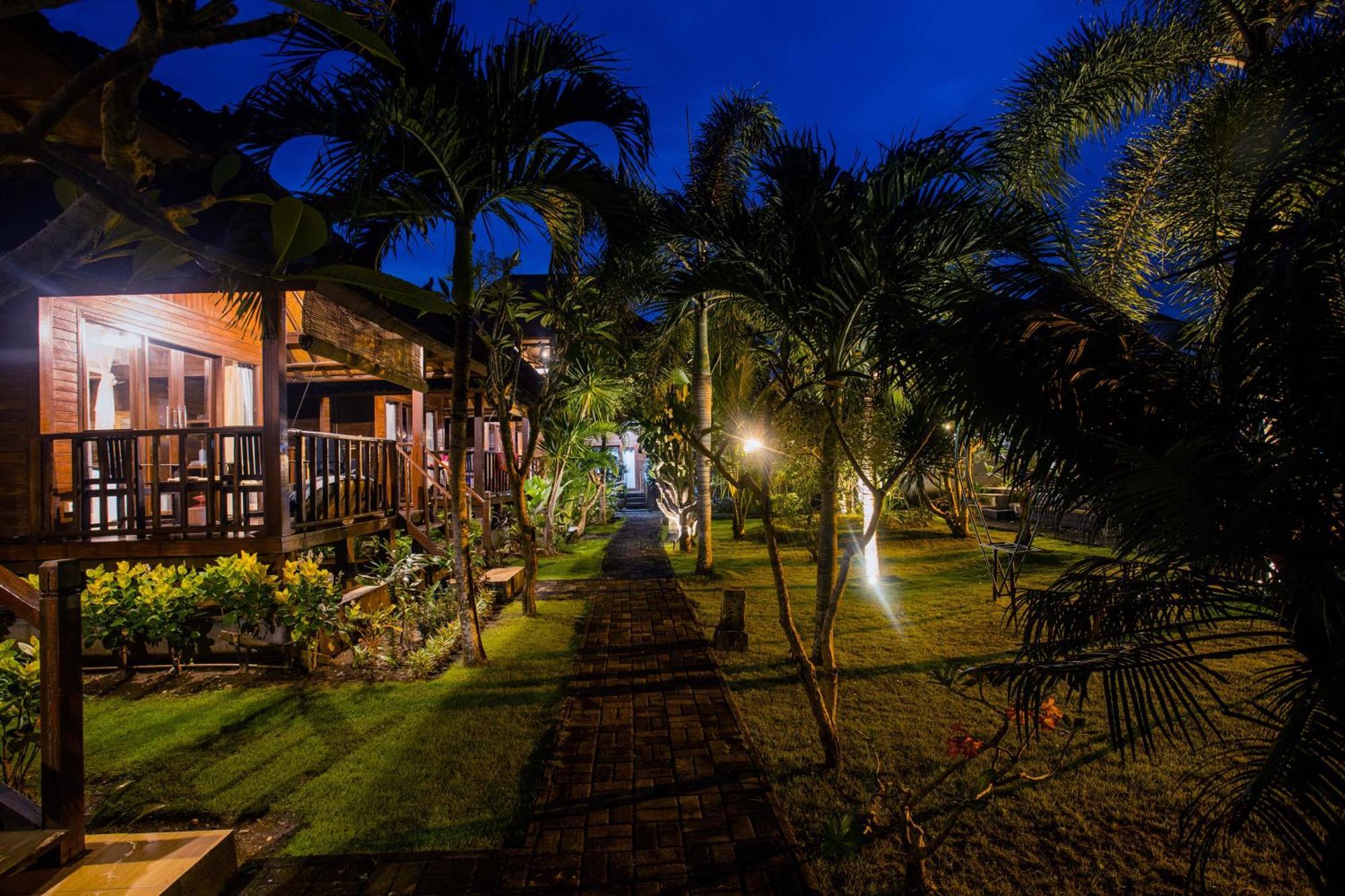 The Cozy Villas Lembongan Exterior photo